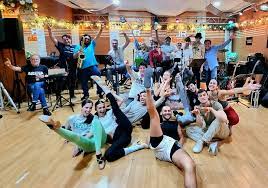 equipo de dancing abba